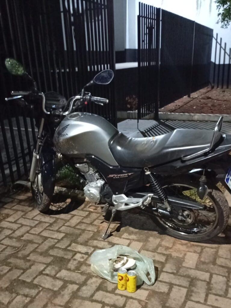 Polícia Militar flagra direção perigosa, apreende motocicleta e conduz condutor à delegacia em Coxim