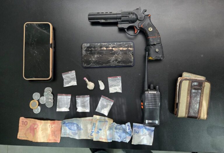 Em Santa Rita do Pardo, Polícia Civil fecha ponto de drogas e prende traficante em flagrante